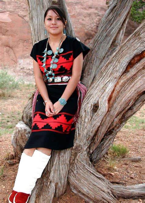 Native Navajo, girls